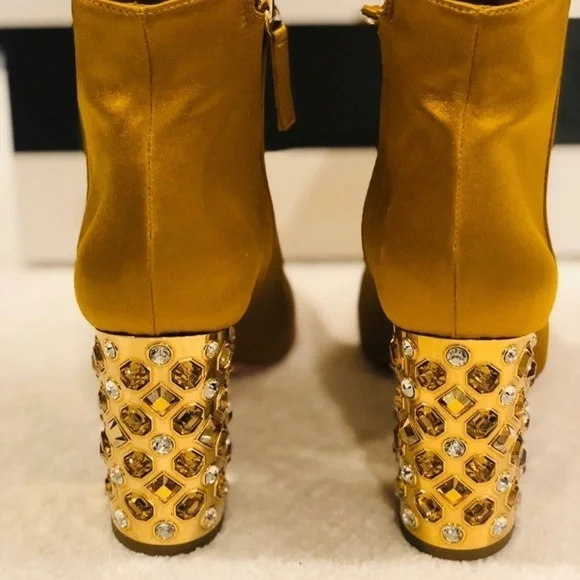 Aquazzura gold satin booties, size 36, new - Picture 5 of 7